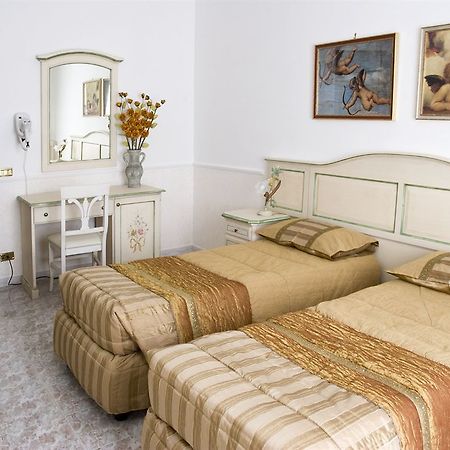 B&B Cupido Рим Екстер'єр фото